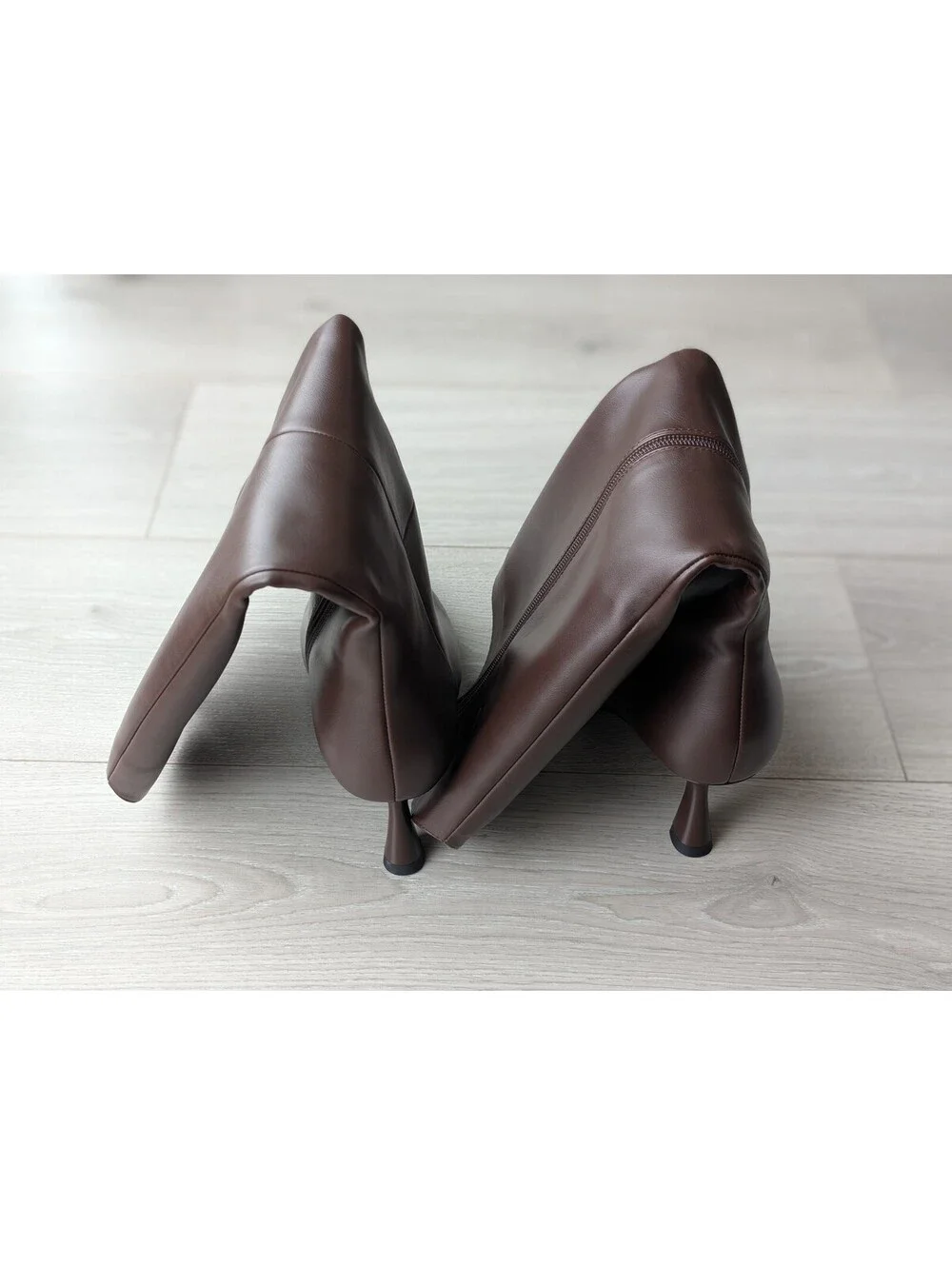 ElegaStep Brown Pointed Toe Kitten Heel Boots Size 38 / 7.5